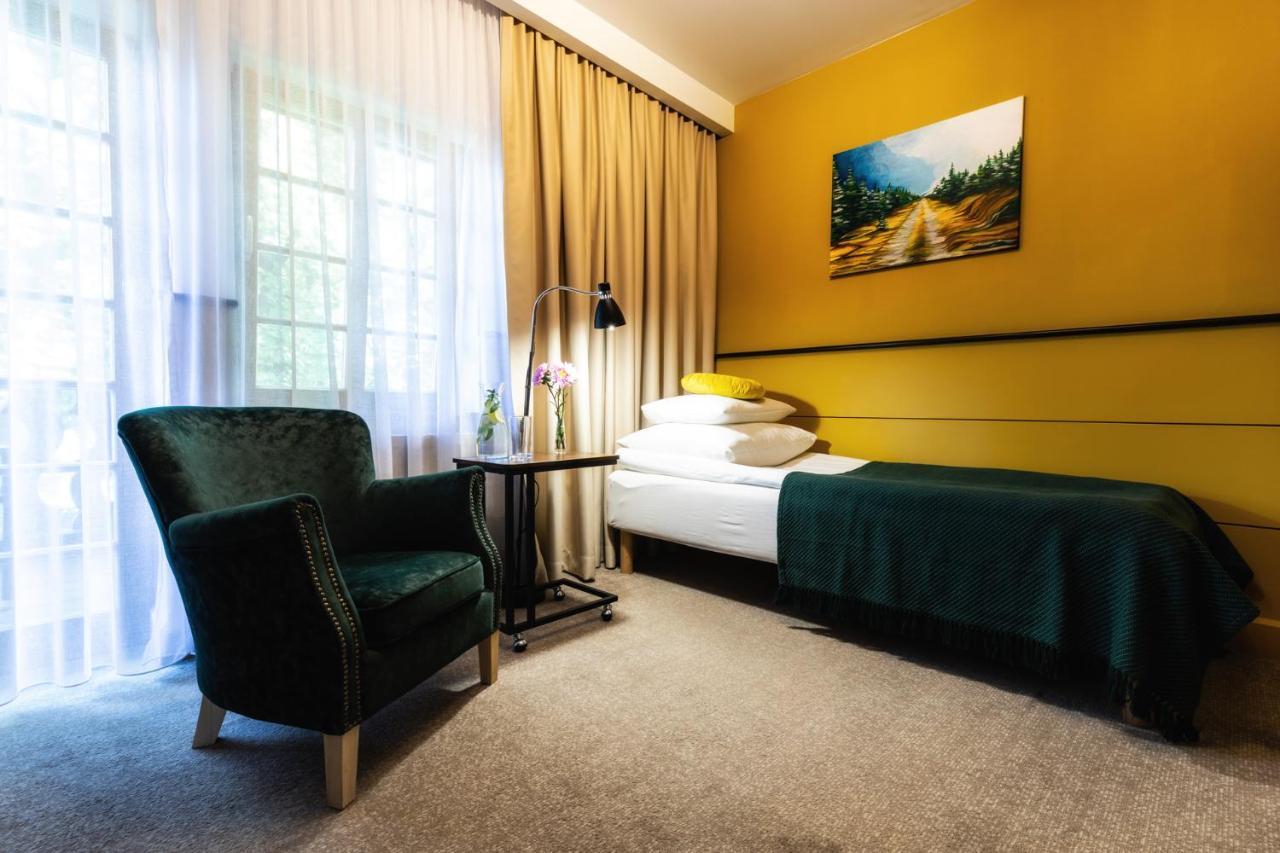 Dworzysko Hotel Szczawno-Zdroj Bagian luar foto